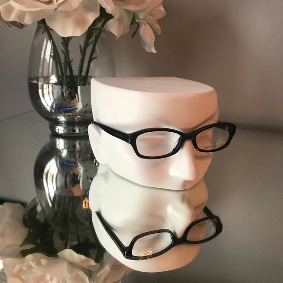 Michael Kors personality frames - Picture 3 of 4